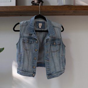 Jean Vest